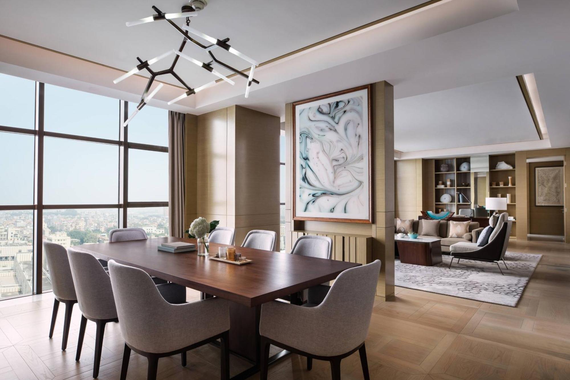 Отель Courtyard By Marriott Shunde Longjiang, Near Furniture Fair Экстерьер фото