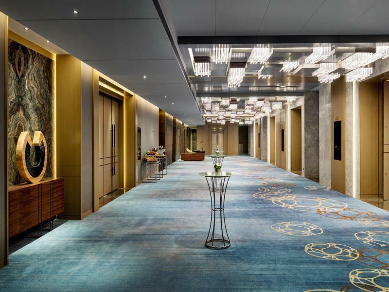 Отель Courtyard By Marriott Shunde Longjiang, Near Furniture Fair Экстерьер фото